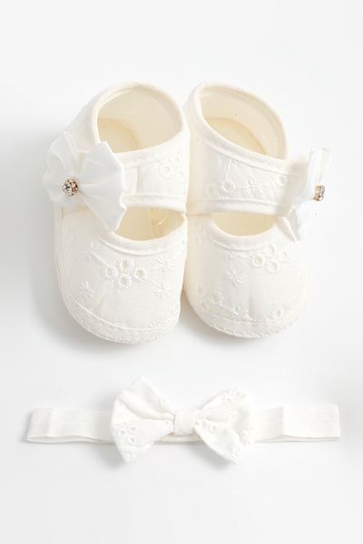 lilico Ecru Organic Lace Bow Bandana Newborn Booties