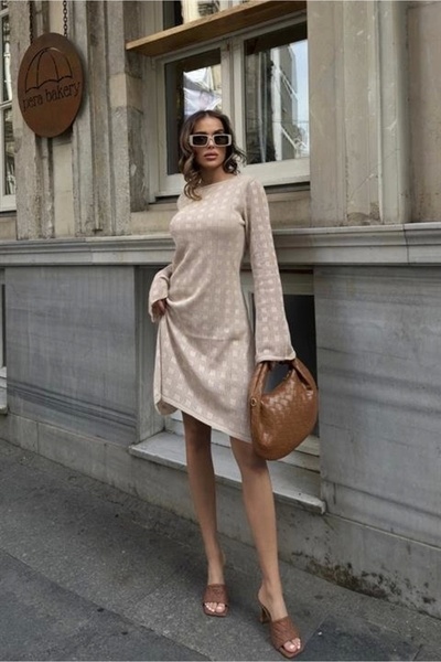 Lijuri Φόρεμα Chloe δαντελωτή πλέξη με χαμηλή πλάτη 2760