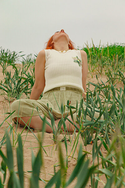 Oiki File Örme Bohem Crop Bluz – Tüllü Yeşil Çiçek Detaylı, Hafif ve Zarif Ta...