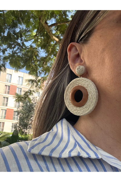 bijuxbymrv Paper Thread Wooden Detailed Hoop Earrings