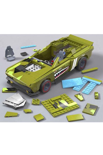 MEGA Mega Building Set, Hot Wheels Muscle Bound Car, 622 pieces