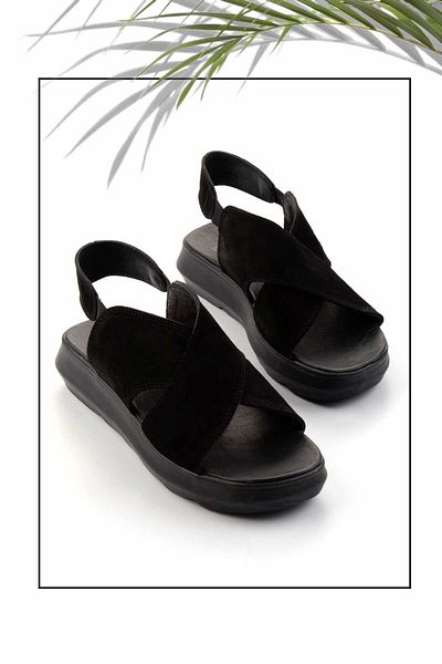 Bambi Black Leather Women's Sandals K05379071402