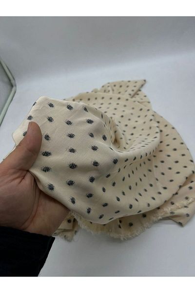 Kumaş Sevdası Το ύφασμα Ecovera Maroken Viscose (πλάτος 145 cm) δεν εμφανίζεται χύμα
