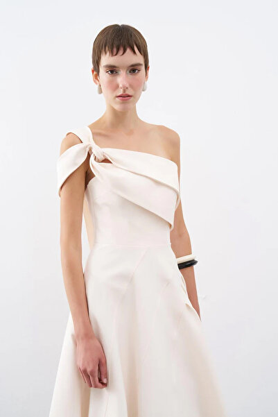 cercis Tek Omuz Düğüm Detaylı Uzun Abiye Elbise