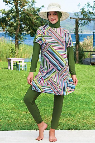 Ruko Maio 2411-1 Patterned Lycra Water Repellent and Quick Drying Fabric Hijab Swimsuit