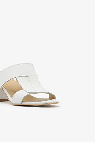 SAYL Γυναικείες παντόφλες με τακούνι από γνήσιο δέρμα σε λευκό χρώμα