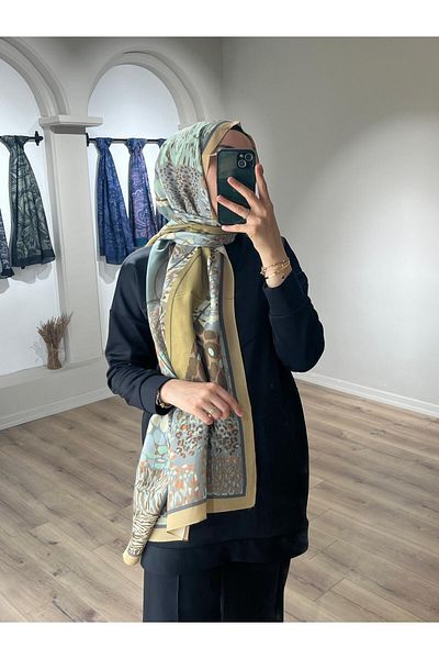 Merwiss Celebrity Sable Shawl Beige