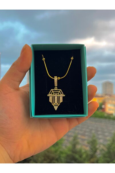 B&E SHİNE JEWERLY Serenay Necklace with Non-Tarnish Steel Figure