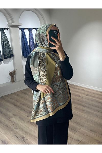 Merwiss Celebrity Sable Shawl Beige