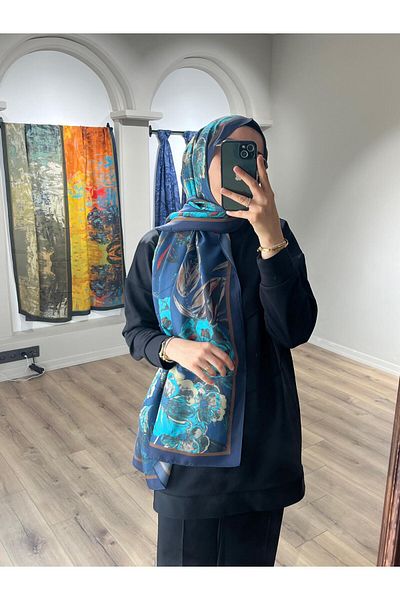 Merwiss Sunrise Flower Pattern Shawl - Navy Blue