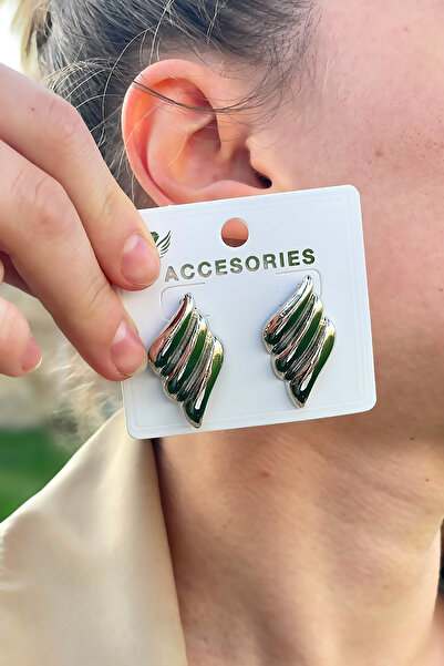 TAKIPORT Asymmetric Wave Earrings