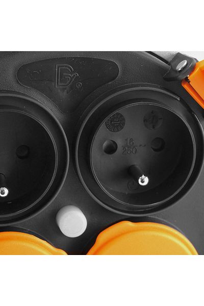 richmann exclusive Industrial Electrical Extension Cord, On Reel, 16 A, 3x2.5 Mm², Ip44, 20 M,