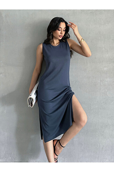 MD trend Women's Slit Sleeveless Dress