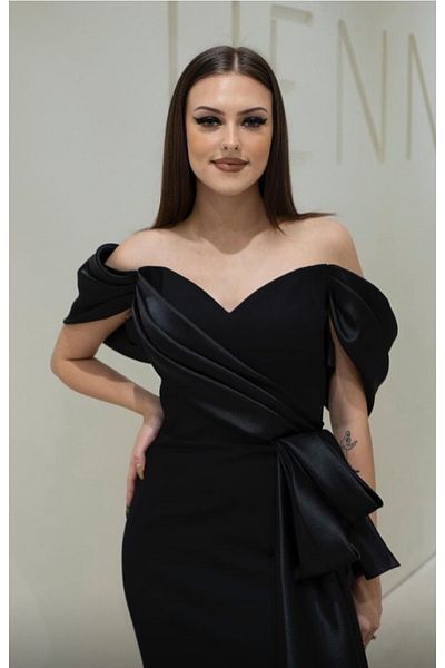 Hennin Evening dress