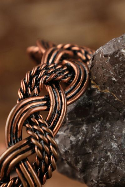 SUMRA Handmade Gunmetal Motif Pure Copper Unisex Bracelet Sm-B-0318