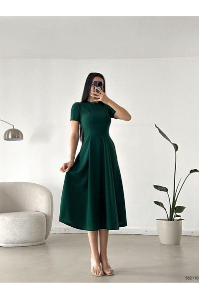 Modafeminen Κοντομάνικο μακρύ κρεπ υφασμάτινο φόρεμα με τσέπες Emerald 582110