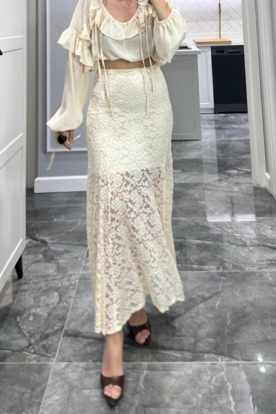 Banu Angay Waist Elastic Lace Skirt Cream
