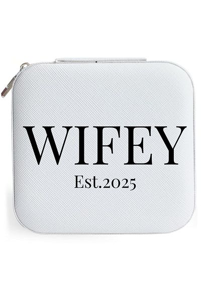OEM Cutie de bijuterii portabila, personalizata pentru viitoare sotie, 10x10x5 cm, alba, Wifey 2025