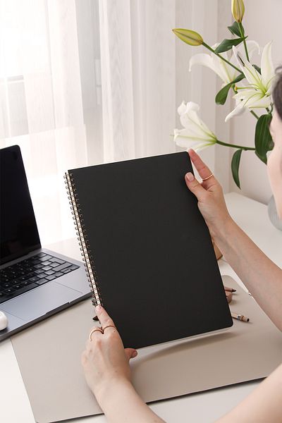 PAPERORA A4 Black Kraft Cardboard Cover 70 Sheets 110 Grams Lined Notepad