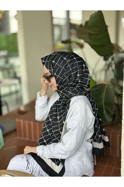 ipekevi Black-White Silkmill Silk Shawl 7553