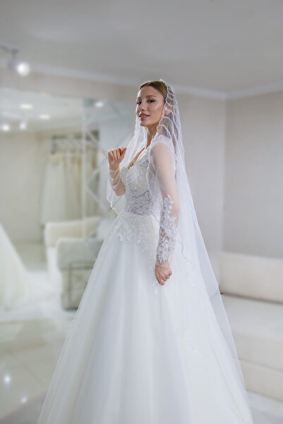 Meltem Aydın Collection Meltem Aydın Kordone Dantel Detaylı, Uzun Transparan Kollu, Kristal El İşlemeli A Form Gelinlik