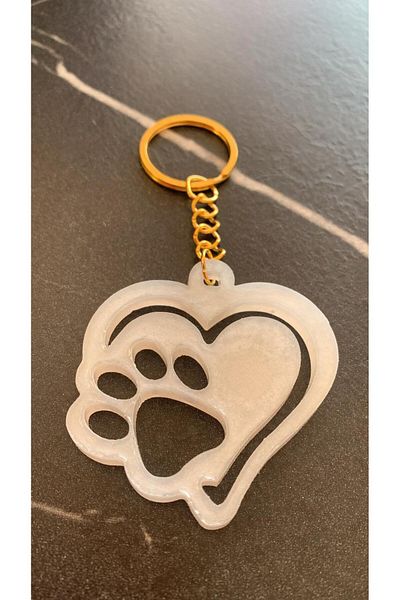 MISS GOLDEN Double Heart Paw Shaped Pearlescent White Colored Gold Accessory Epoxy Keychain Handmade Gift