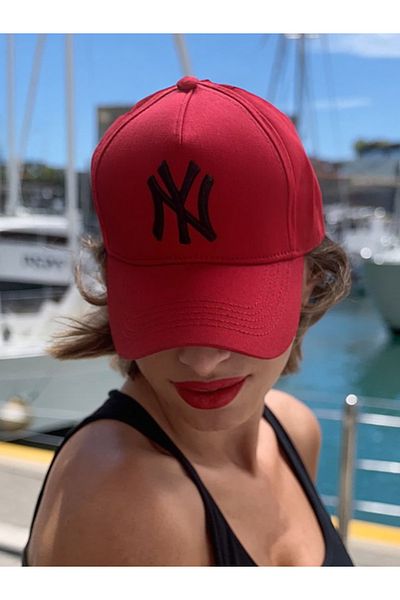 LAGRANZE Embroidered Women's Hat
