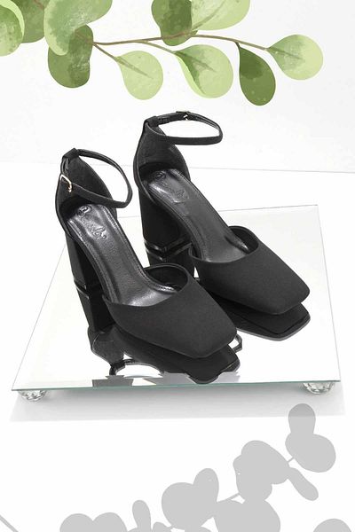 Bambi Matte Black Women's Classic Heeled Shoes K01209010038