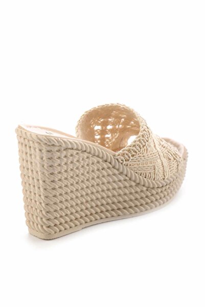 Bambi Beige Women's Slippers K04578070616