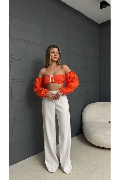 TİENDEROPA Γυναικείο Crop Top με αγκράφα στο μπροστινό μέρος
