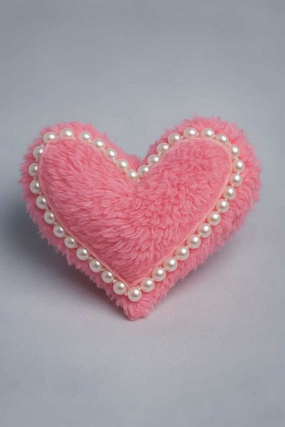 No Name Atelier Heart Pearl Buckle