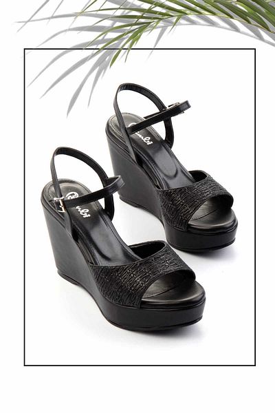 Bambi Black Women's Sandals K05575003010