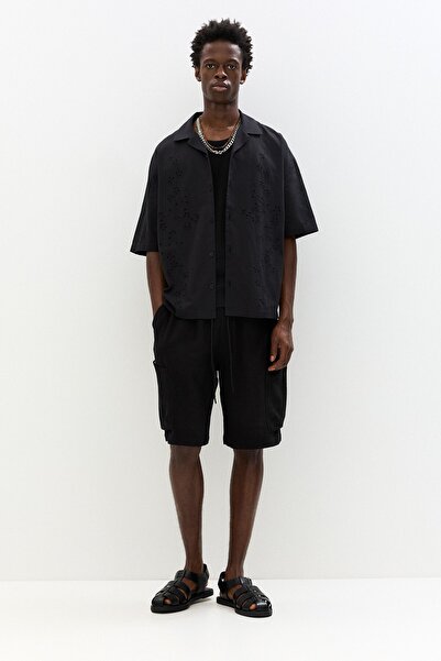 Pull & Bear Çiçek işlemeli gömlek