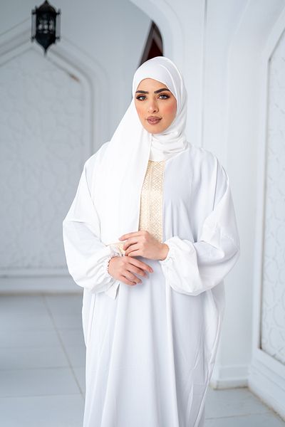 SIDRAALMONTAHA Al-Safa model abaya with Islamic designs and a free shawl
