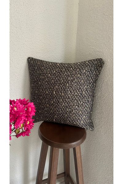 Decamor home Black Gold Detailed Living Room Throw Pillow Cover