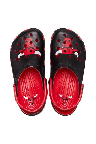 Crocs Clogs Classic Nba Chicago Bulls Clog 38-39 Eu - M6/w8 Us Red - Varsity Red