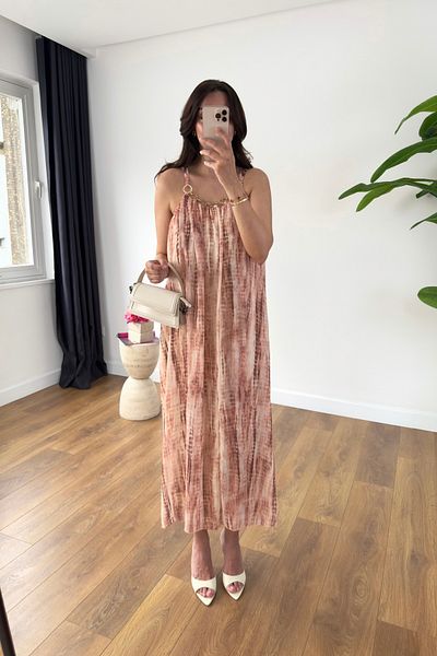 BİRCANÇİL Luna Pink Gold Chain Detailed Dress