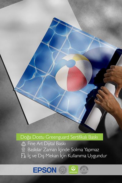 Postifull Poster pictură cu cadru negru, minge în piscină, fotografie, poster de culoare albastră, selecție de vară 2025, NR:109481