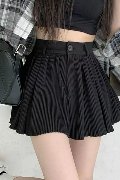 Köstebek Black Pleated Buttoned Mini Shorts Skirt