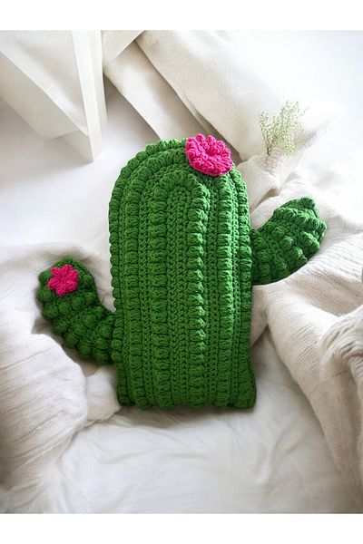 Desaryou Cactus Pillow