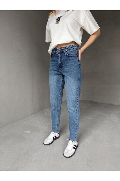 Cappmoda Jean-08124 Super Mold with Blue Grinding Momfit Jean