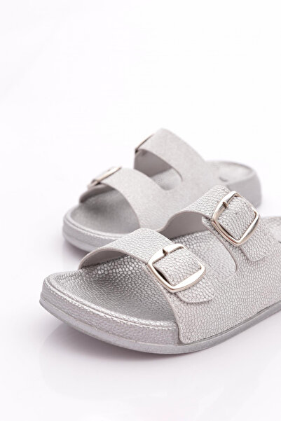 DGN 20061-011 Papuci de damă