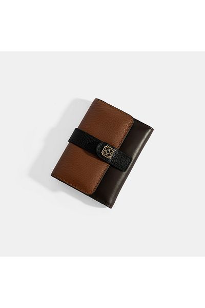 Desa Women's Brown / Black Leather Wallet