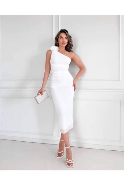 Chef d'atelier Rochie de damă cu un singur umăr cu broșă florală