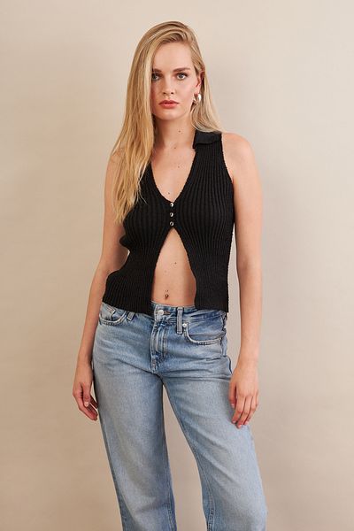 Cool & Sexy Women's Black Polo Neck Soft Vest Zh050
