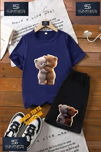 SS SİNSER تي شيرت مطبوع برقبة دائرية للأطفال "HUGGING TEDDY BEAR 2" - طقم شورت