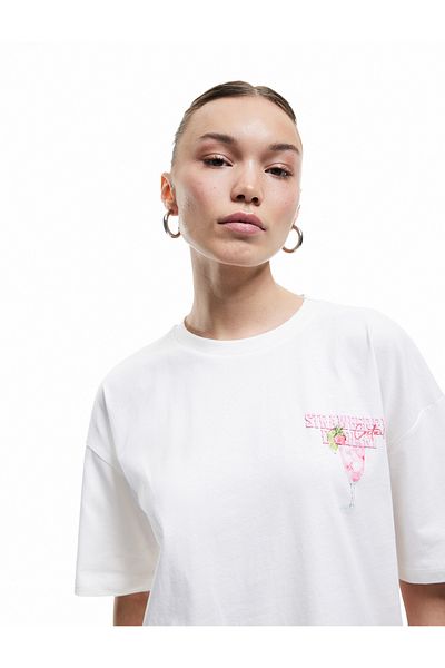 Koton New Season Short Sleeve Crew Neck Cotton Oversize T-Shirt with Strawberry Print on the Back