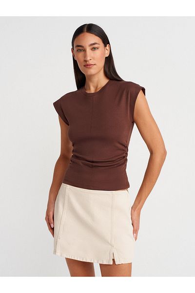 Dilvin 31875 Stitch Detailed T-Shirt-Light Brown