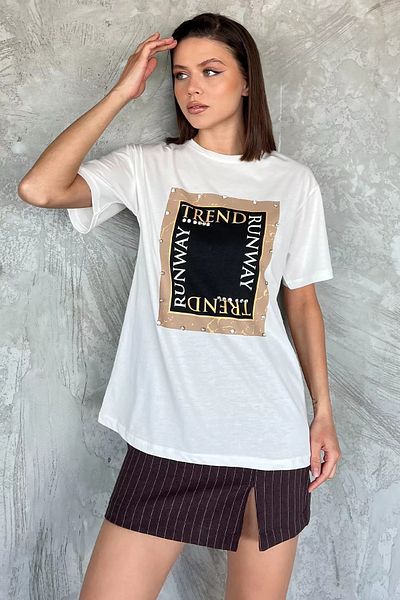 GÜLSELİ Tricou crem pentru damă, cu decolteu rotund, imprimat cu pietre