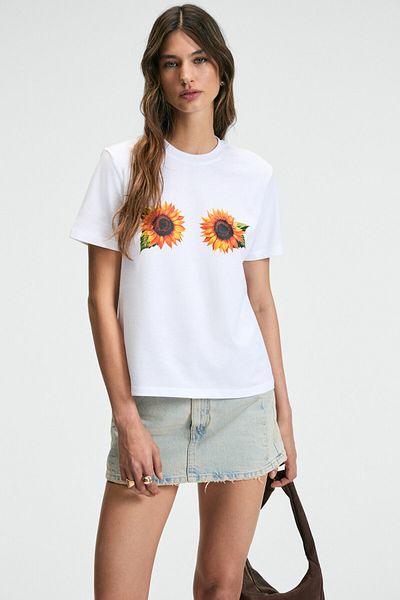 GRIMELANGE Kariva Women's Crew Neck Short Sleeve Front Print Detail Regular Fit White / Pattern T-Shirt
